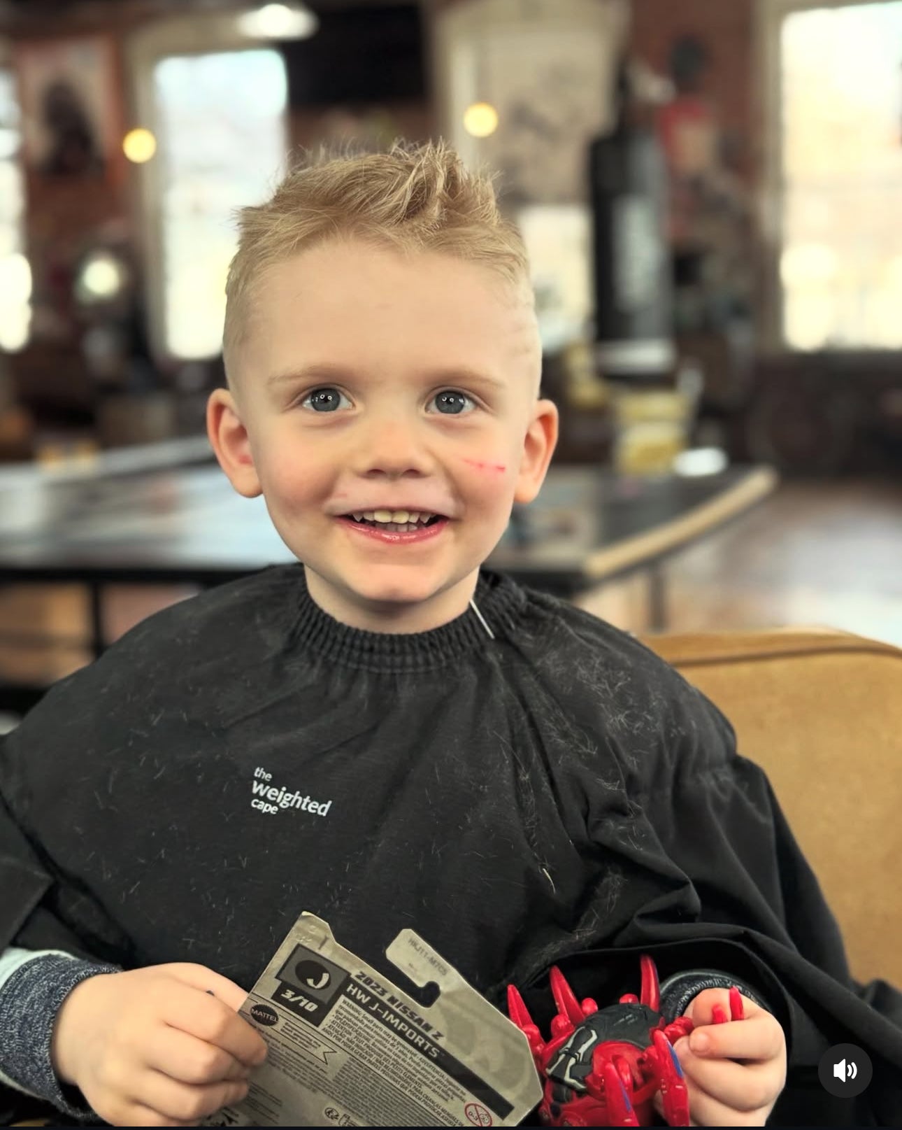 Kids Black 1.5lb Weighted Cape (Ages 3-8)